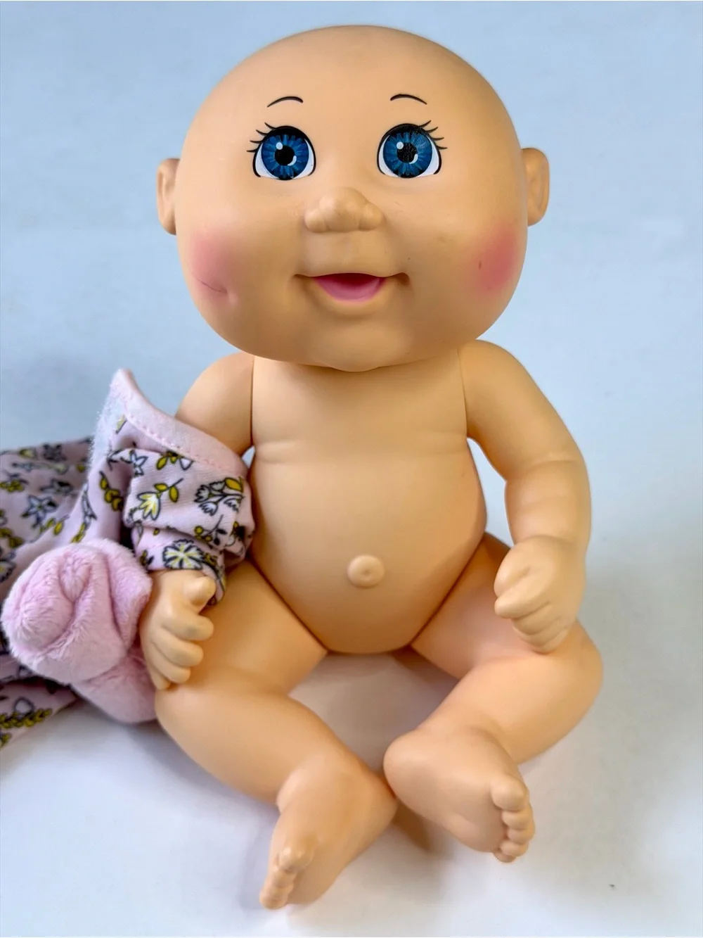 Cabbage Patch Kids Doll 9” Snuggle Time Newborn Girl Blue Eyes Outfit Blanket